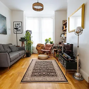 Unique Private W/ Easy Access To , Londres Royaume-Uni